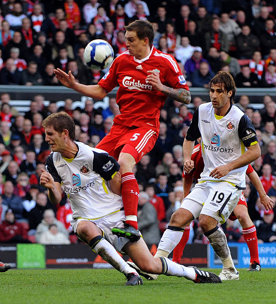 与保罗之间 与保罗之间